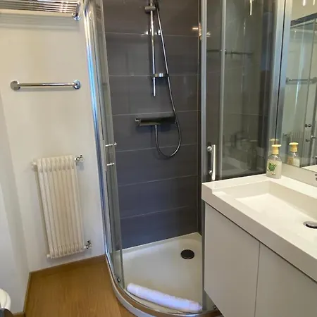 Charming Flat Шамоні